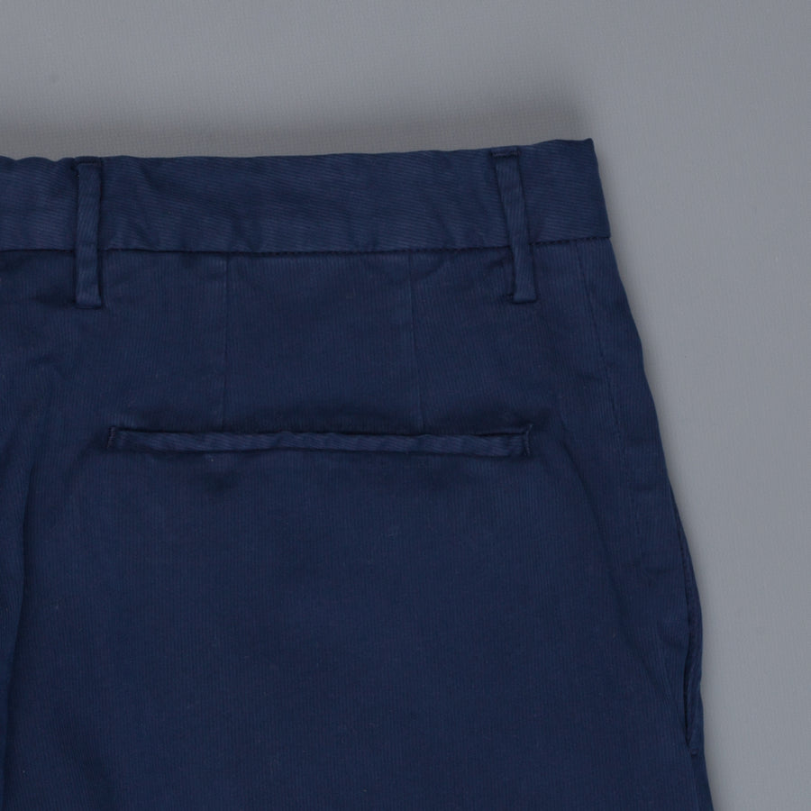 Incotex Venezia model 82 skin fit trico chino pants blu medio