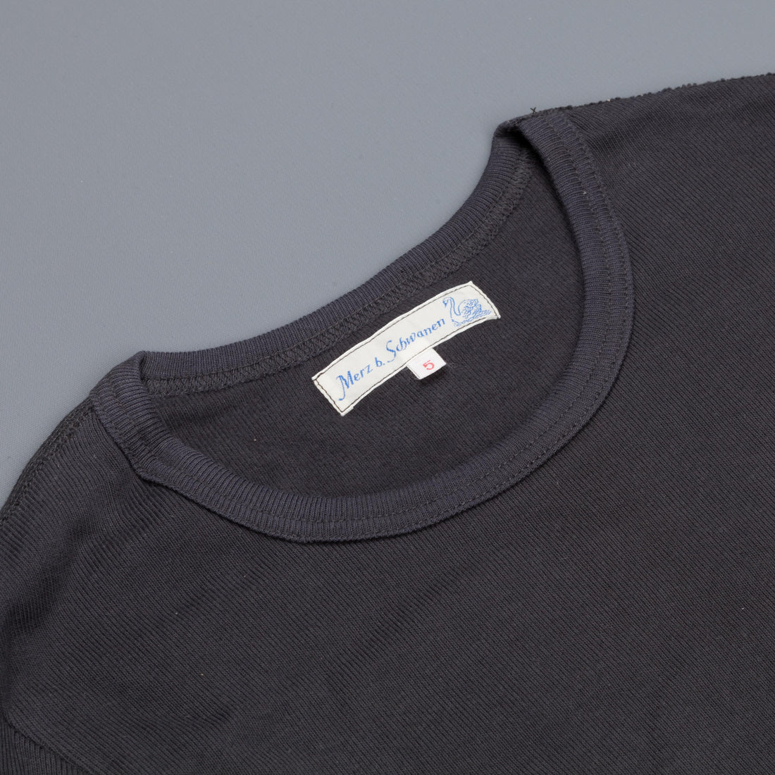 Merz B Schwanen 512 Knit plush shirt Black
