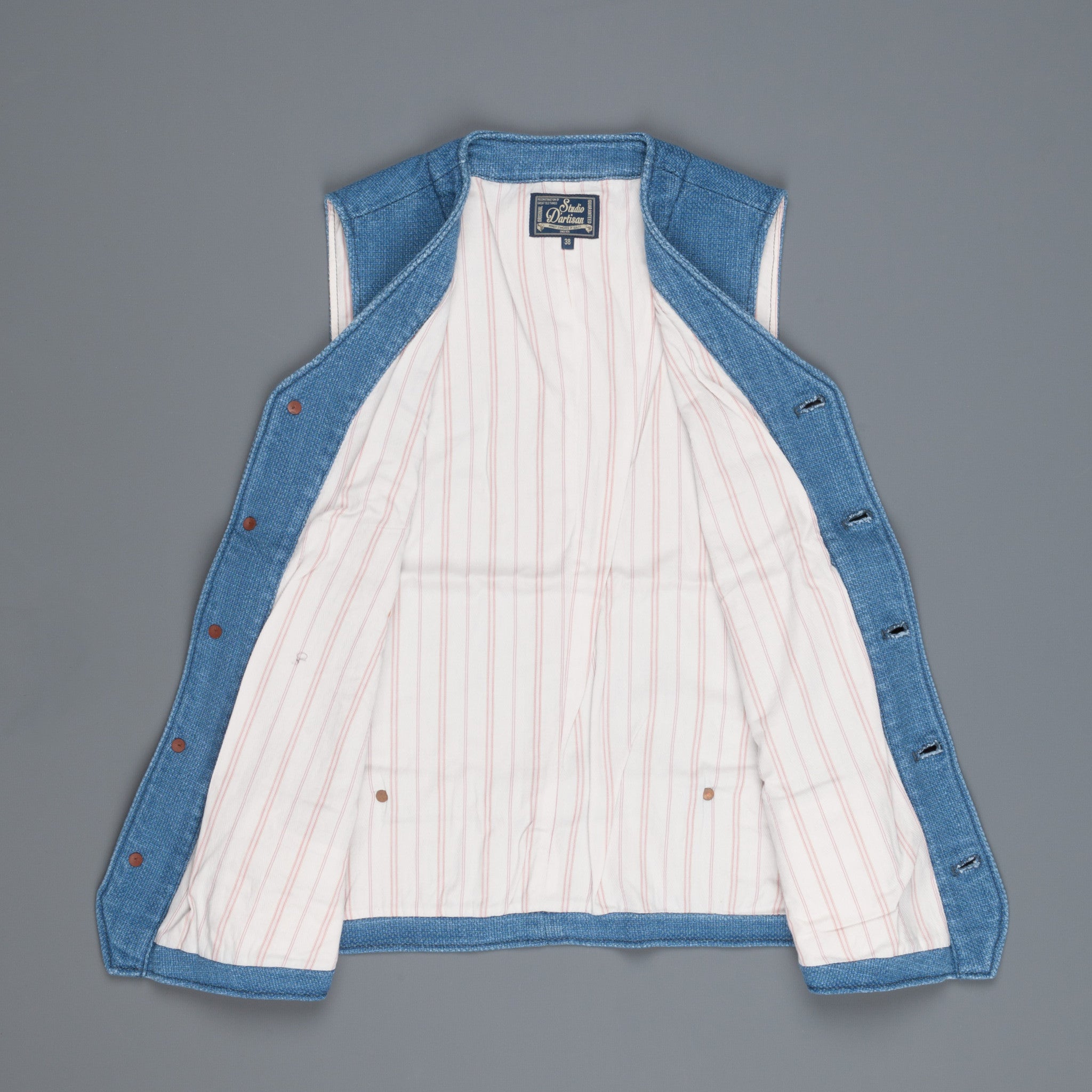 Studio D&#39;Artisan indigo dyed waistcoat model 4413U