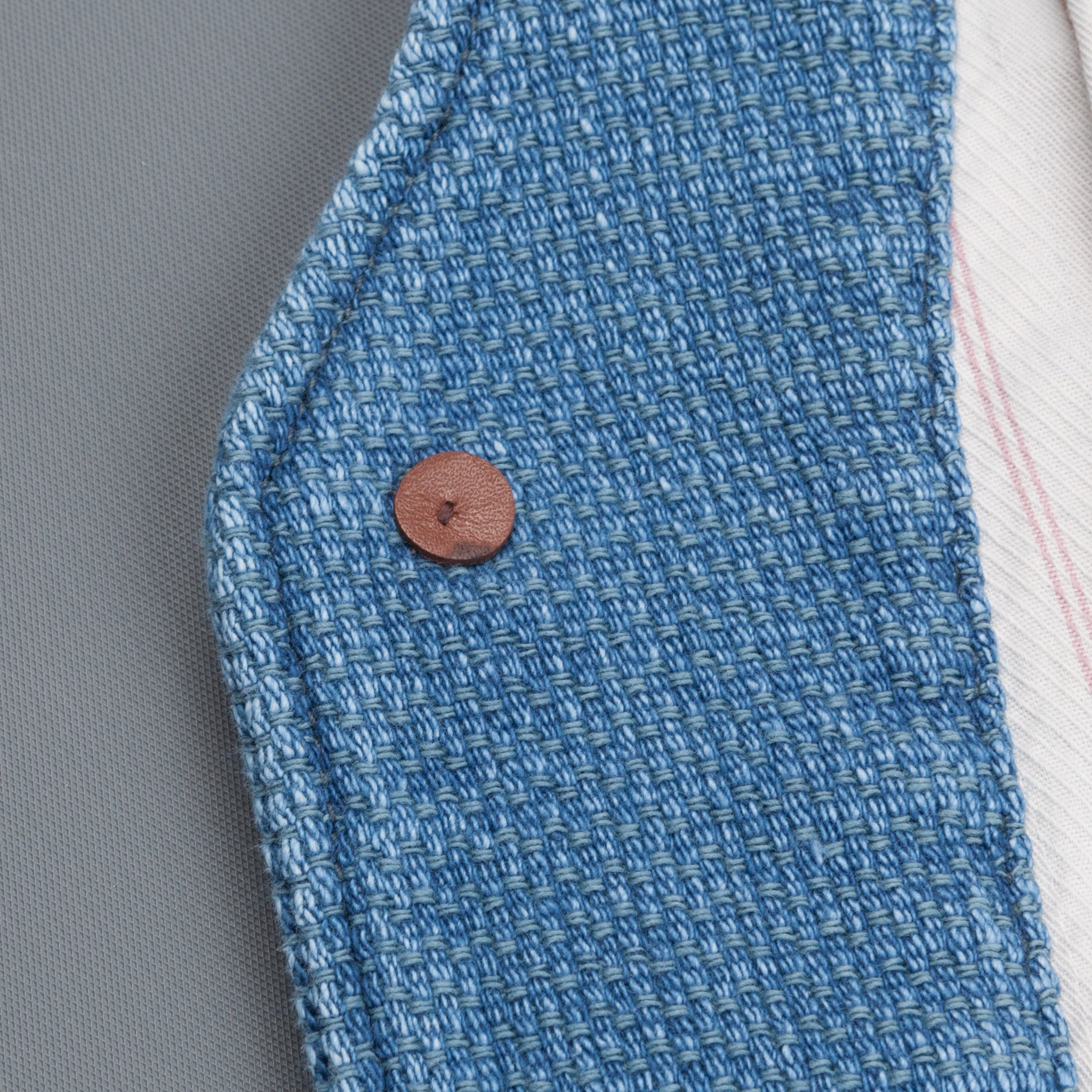 Studio D&#39;Artisan indigo dyed waistcoat model 4413U