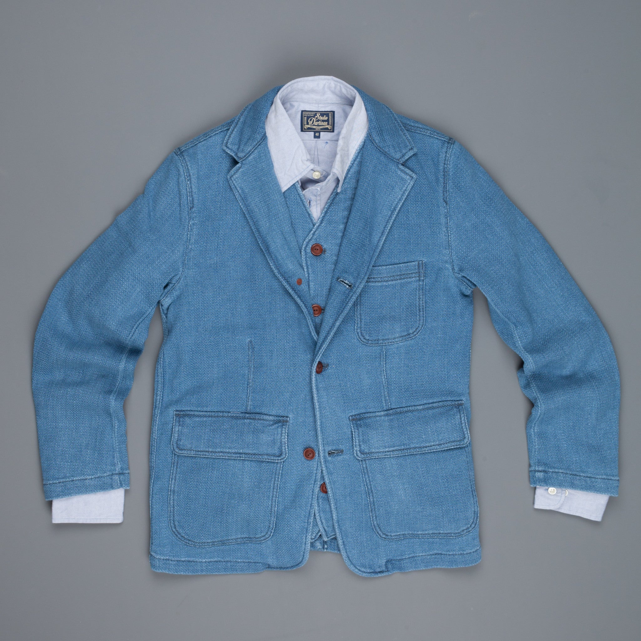 Studio D&#39;Artisan indigo dyed waistcoat model 4413U