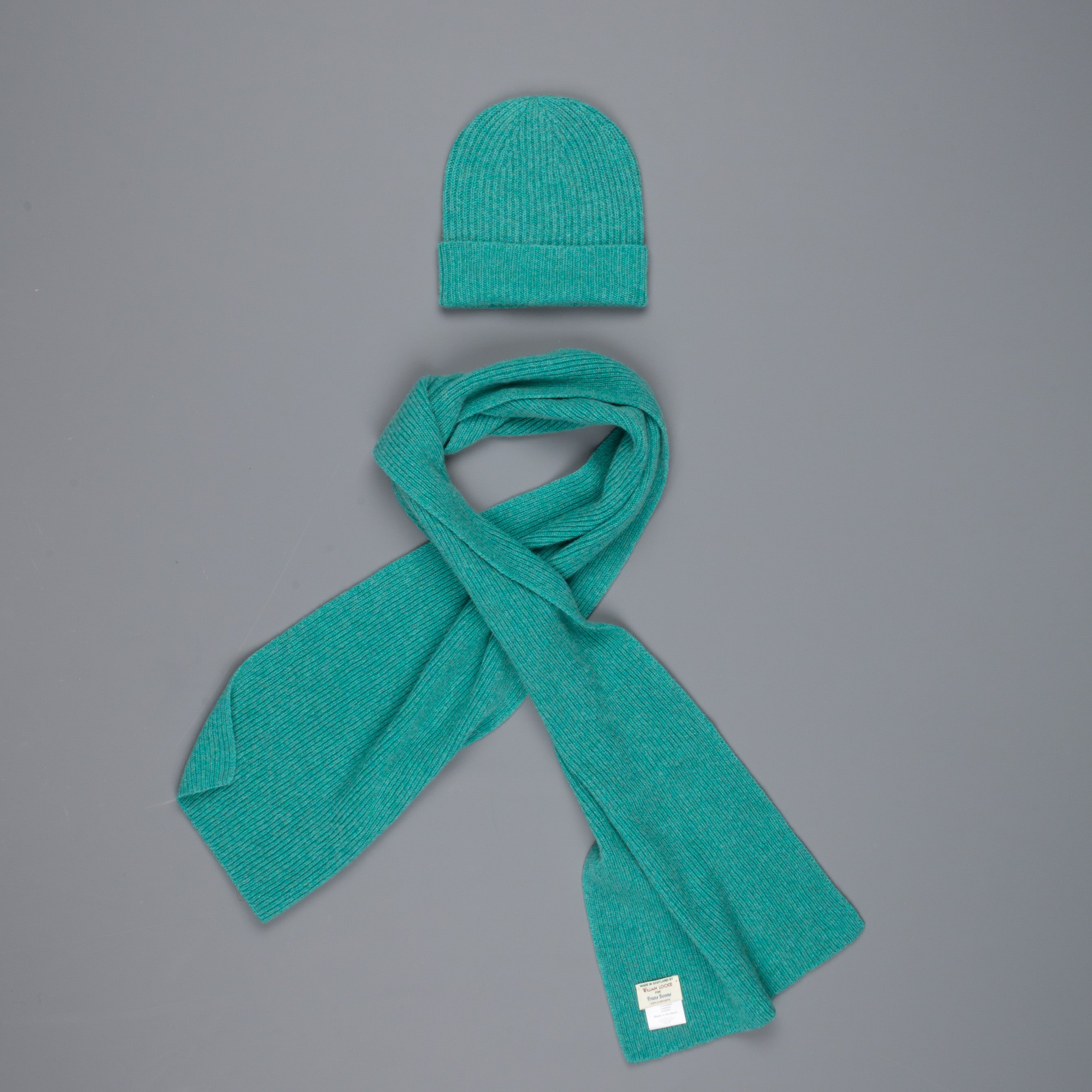 William Lockie Cashmere Ribbed Hat And Scarf Set Paisley