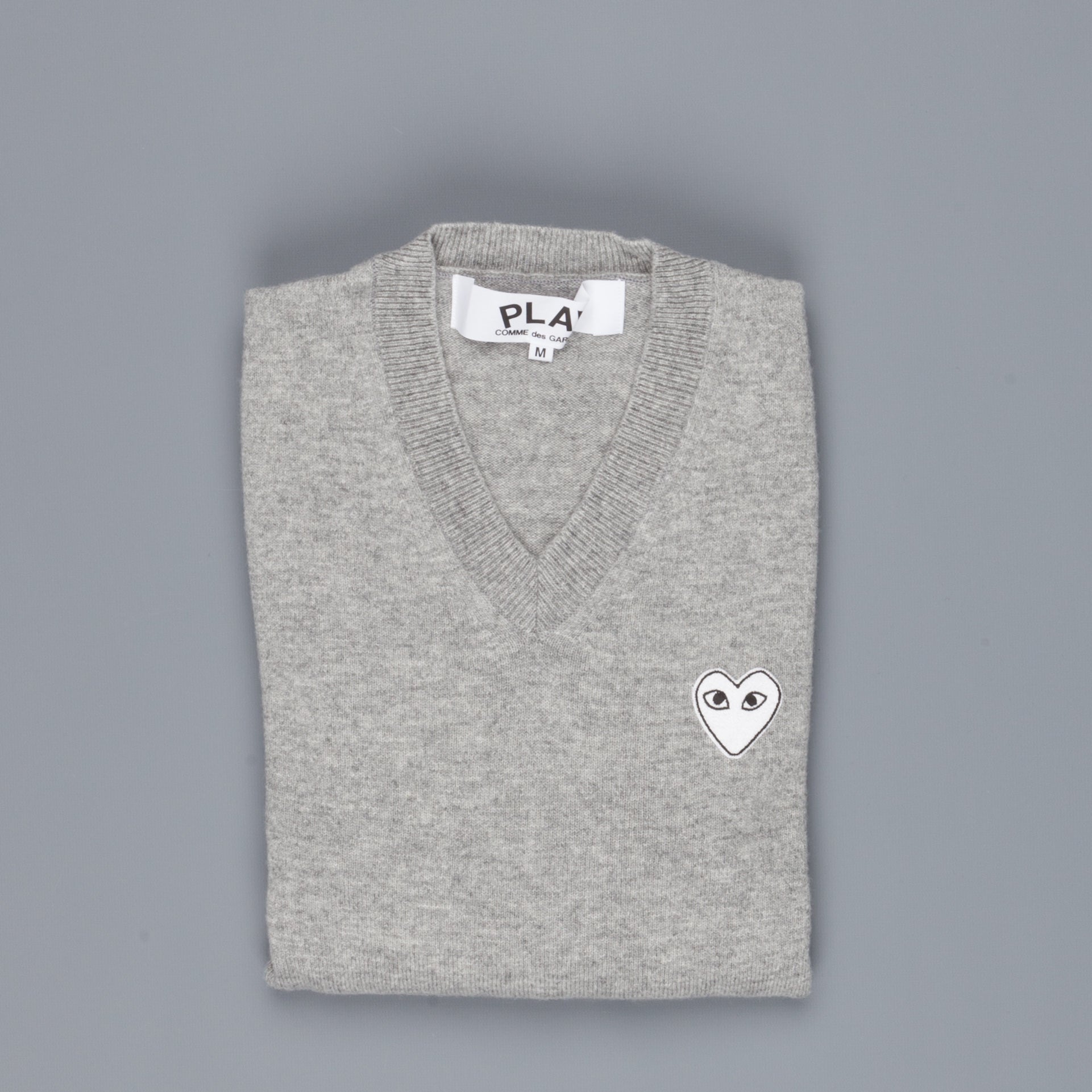 Comme des Garçons PLAY V-Neck Pullover Light Grey White Heart
