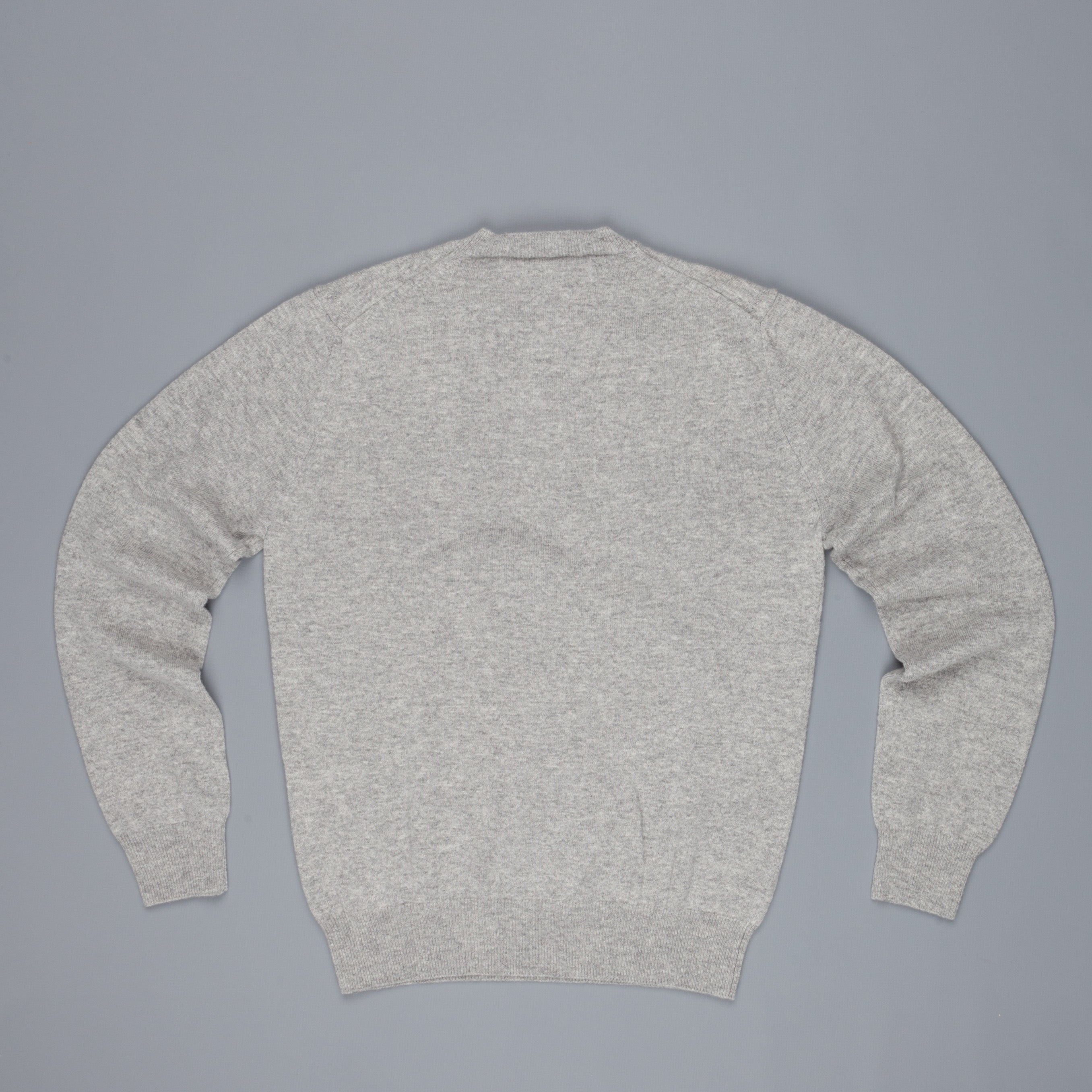 Comme des Garçons PLAY V-Neck Pullover Light Grey White Heart