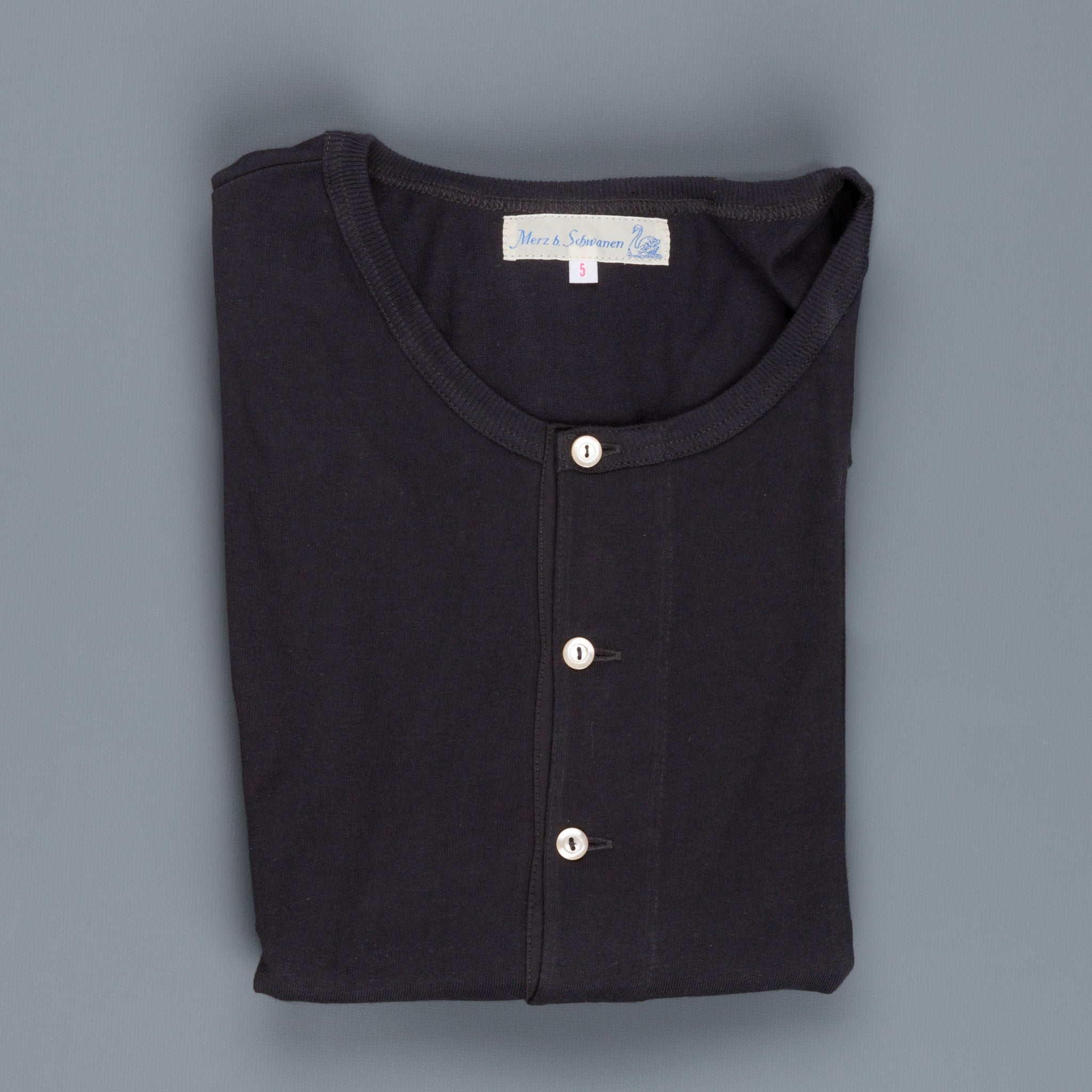 Merz B. Schwanen 206 button facing shirt 1/1 sleeve black