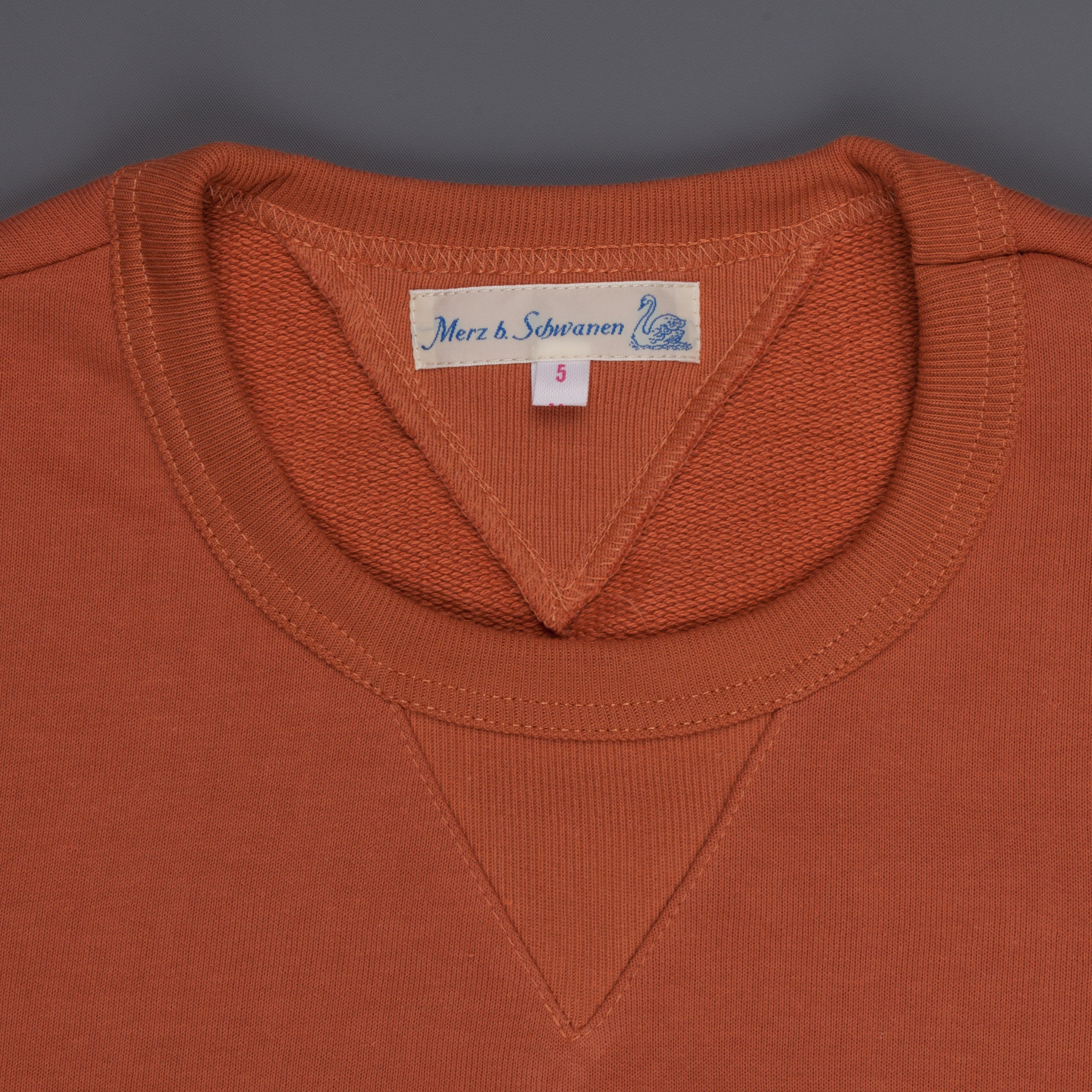 Merz B Schwanen 346 Fleece sweater light rust