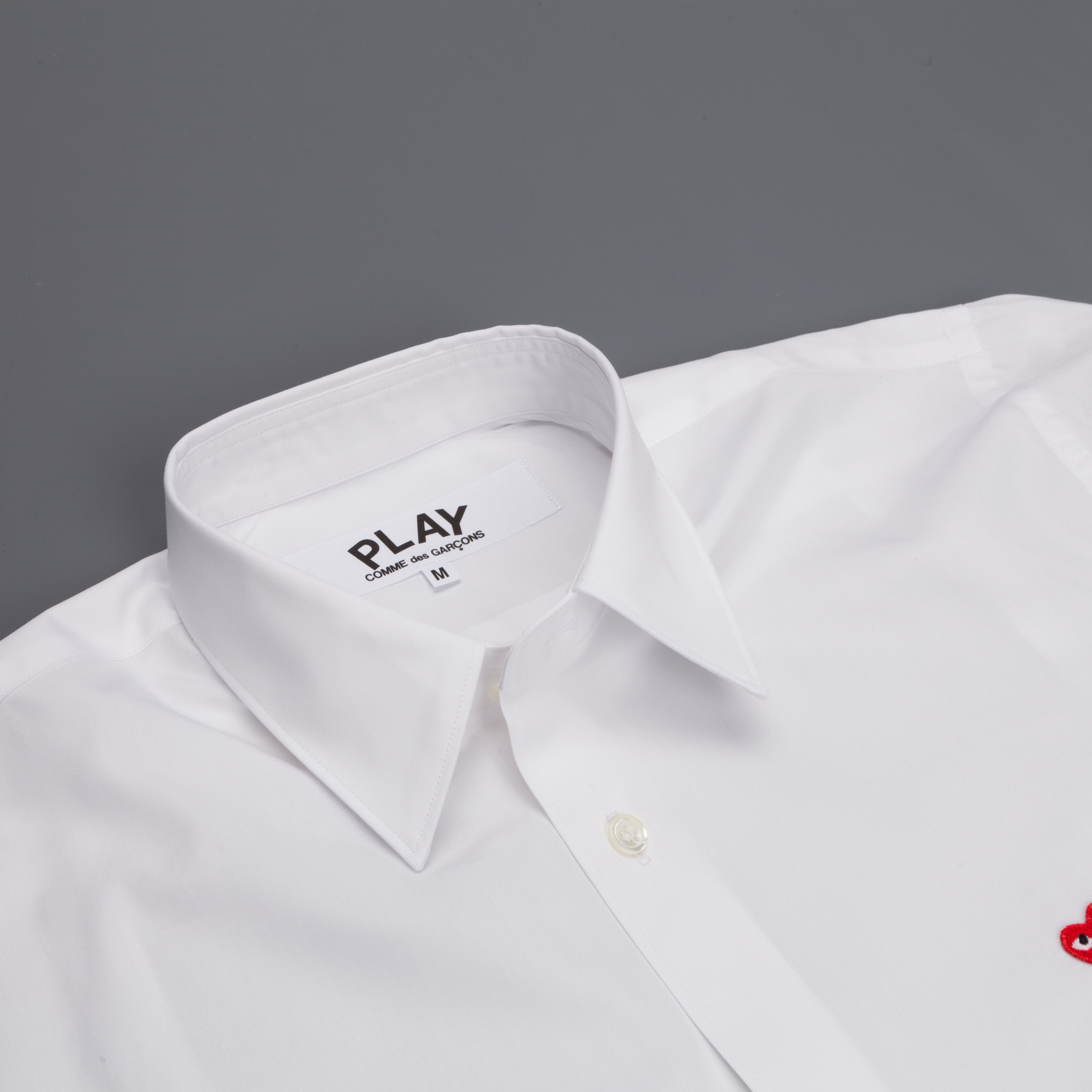 Comme des Garçons PLAY white shirt small red heart