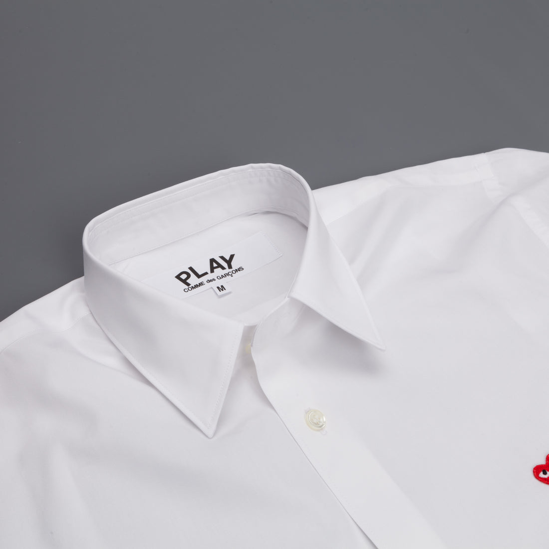 Comme des Garçons PLAY white shirt small red heart
