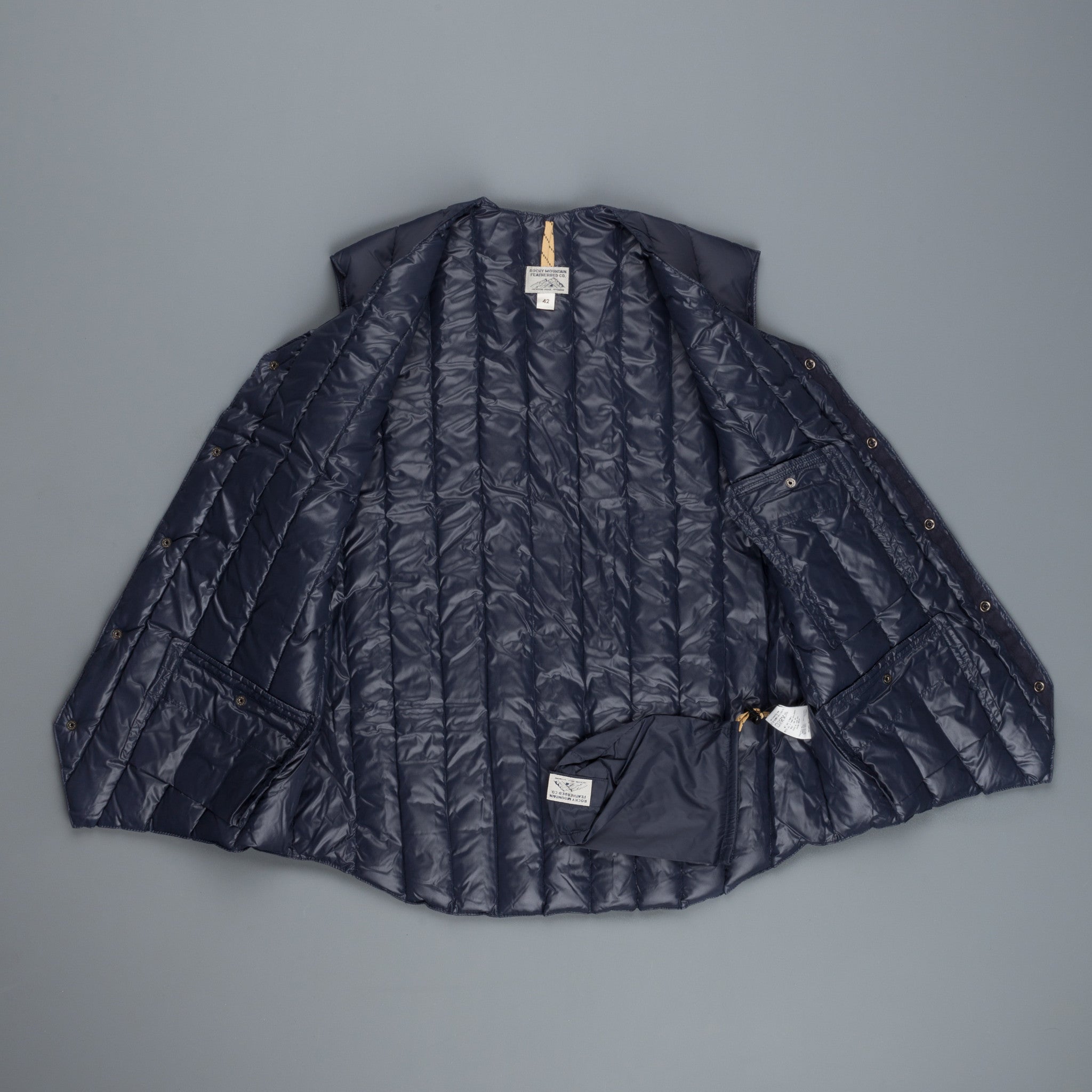 Rocky Mountain Featherbed Six month vest V-neck Navy